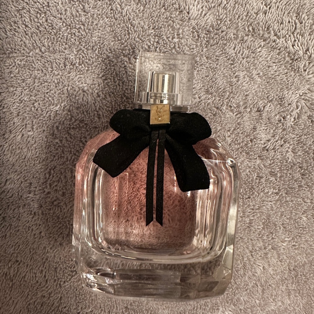 Yves Saint Laurent 
Mon Paris Eau de Parfum